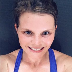 Meet your Posher, Janelle